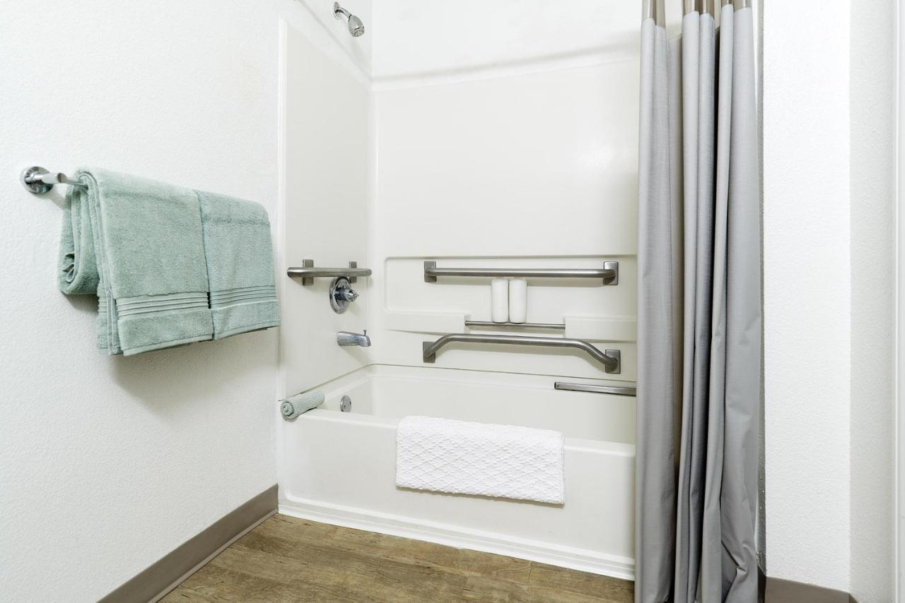 Intown Suites Extended Stay Austin Tx - North Lamar Bagian luar foto